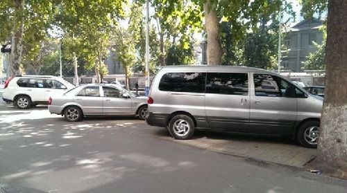 違章停車被拖壞，就該自認(rèn)倒霉？告訴車主如何獲得賠償