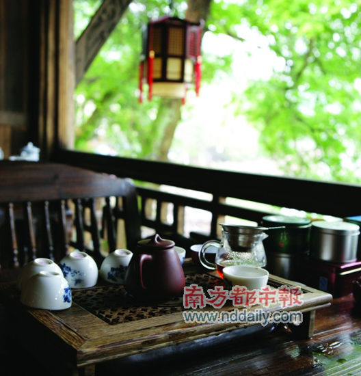 山中清涼，正適合避暑